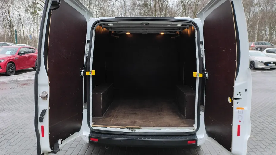FORD Transit Custom Transit Custom 320 L2H1 Trend