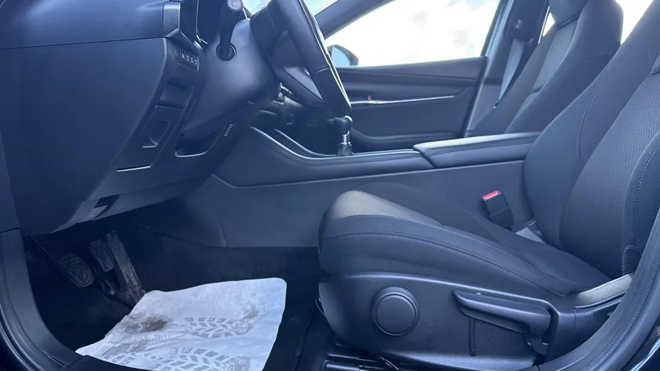 MAZDA 3 3 2.0 mHEV Centre-Line