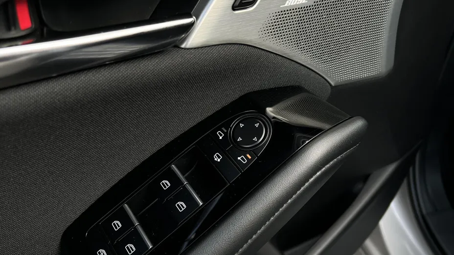 MAZDA 3 3 2.0 mHEV Exclusive-Line aut