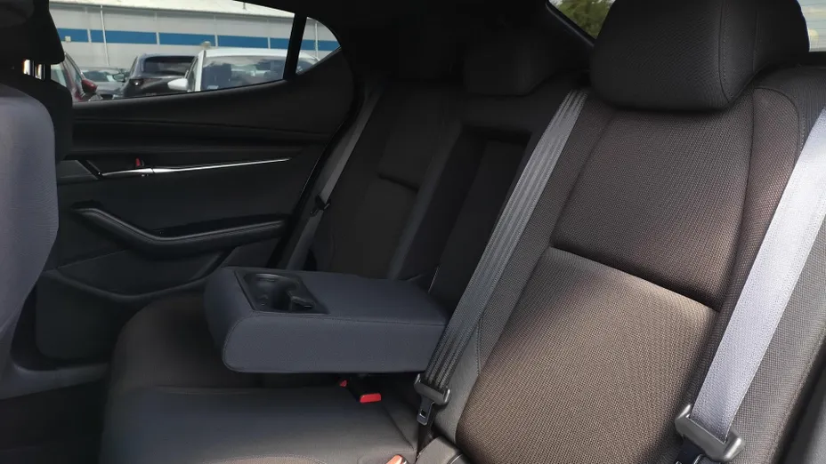 MAZDA 3 3 2.0 mHEV Kanjo aut