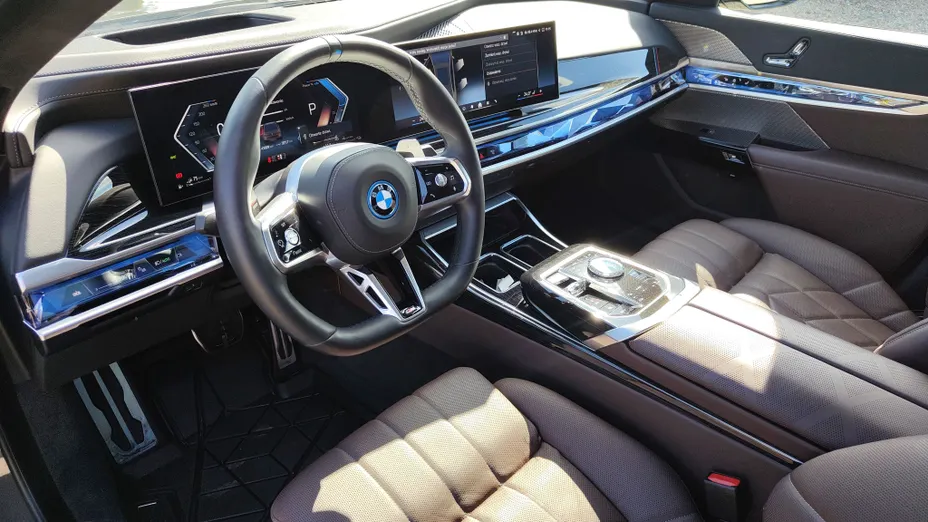 BMW Seria 7 750e PHEV xDrive M Sport sport-aut