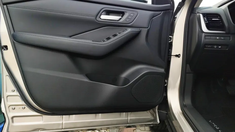 NISSAN X-Trail X-Trail 1.5 VC-T mHEV N-Connecta 2WD Xtronic Nowy