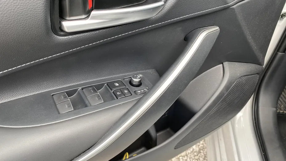 SUZUKI Swace Swace 1.8 Hybrid Elegance CVT