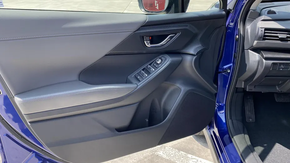 SUBARU Crosstrek Crosstrek 2.0i-S e-Boxer Platinum (EyeSight) Lineartronic Nowy