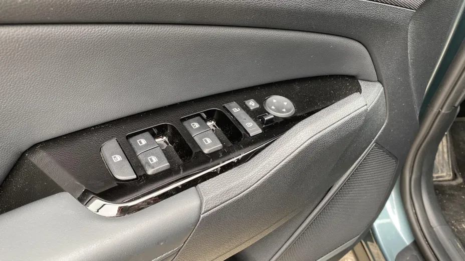 KIA Sportage Sportage 1.6 T-GDI HEV Business Line 2WD aut