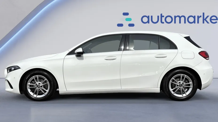 MERCEDES-BENZ A Klasa A 180 d 7G-DCT