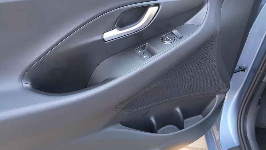 HYUNDAI i30 i30 1.5 DPI Pure