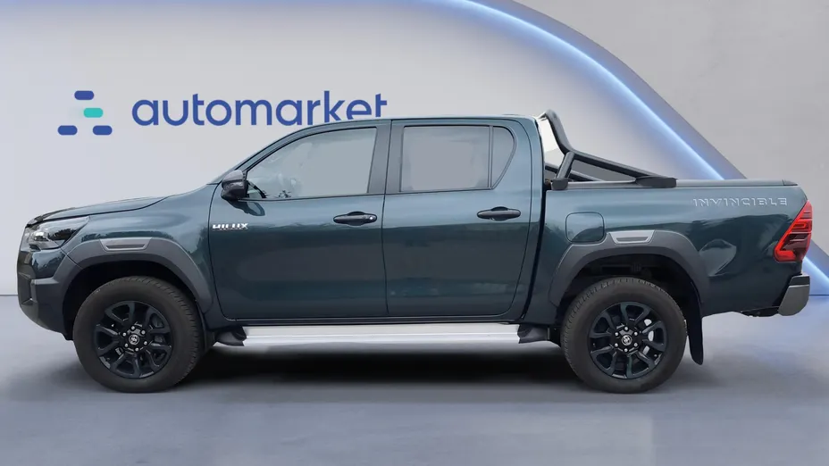 TOYOTA HiLux Hilux 2.8 D-4D mHEV Double Cab Invincible 4x4 aut