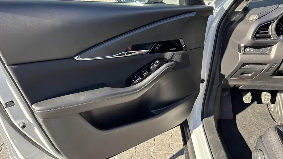 MAZDA CX-30 CX-30 2.0 mHEV Exclusive-Line 2WD aut