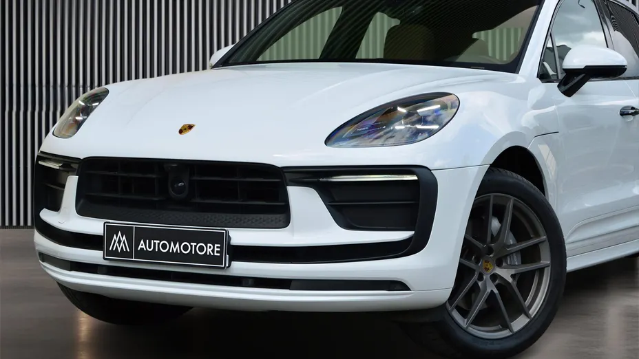 PORSCHE Macan Macan