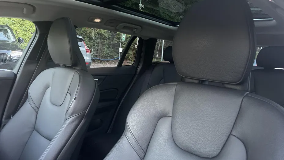 VOLVO V60 V60 T6 AWD Plug-In Hybrid Ultra Dark aut