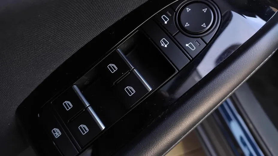 MAZDA CX-30 CX-30 2.0 mHEV Exclusive-Line 2WD aut