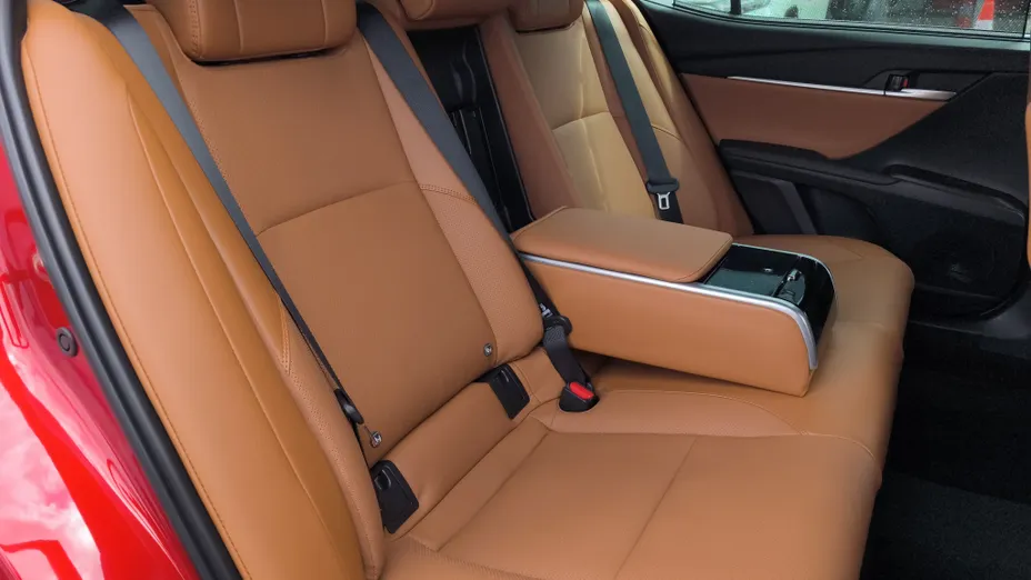 TOYOTA Camry Camry 2.5 Hybrid Dynamic Force Executive e-CVT