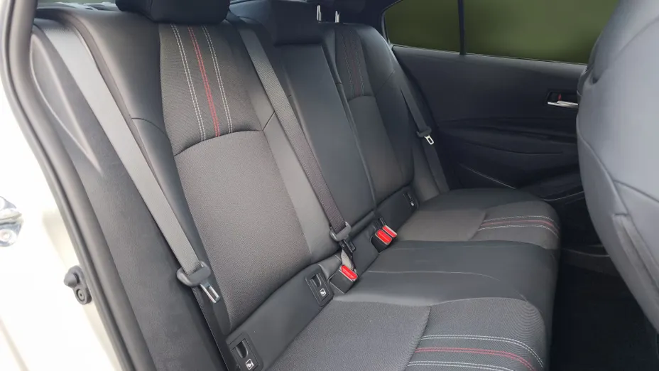 TOYOTA Corolla Corolla 1.8 Hybrid GR Sport