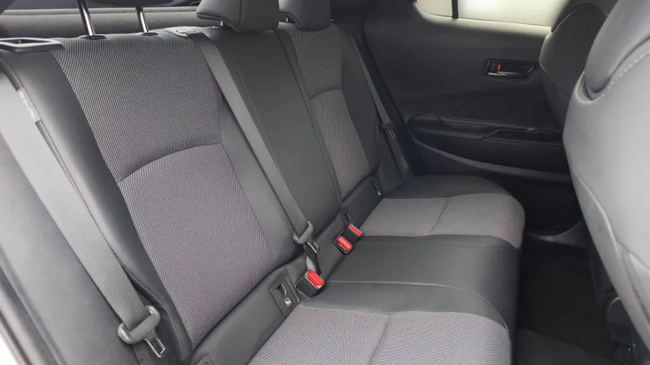TOYOTA C-HR C-HR 2.0 PHEV Dynamic Force Executive