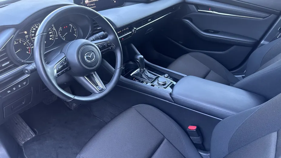 MAZDA 3 3 2.0 mHEV Centre-Line aut