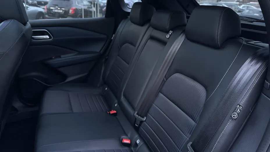 NISSAN Qashqai Qashqai 1.3 DIG-T mHEV Tekna