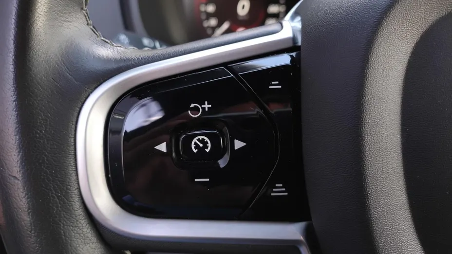 VOLVO XC90 XC90 B5 D AWD Inscription aut