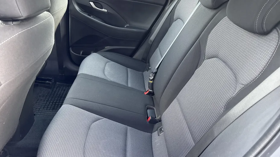 HYUNDAI i30 i30 1.0 T-GDI Modern