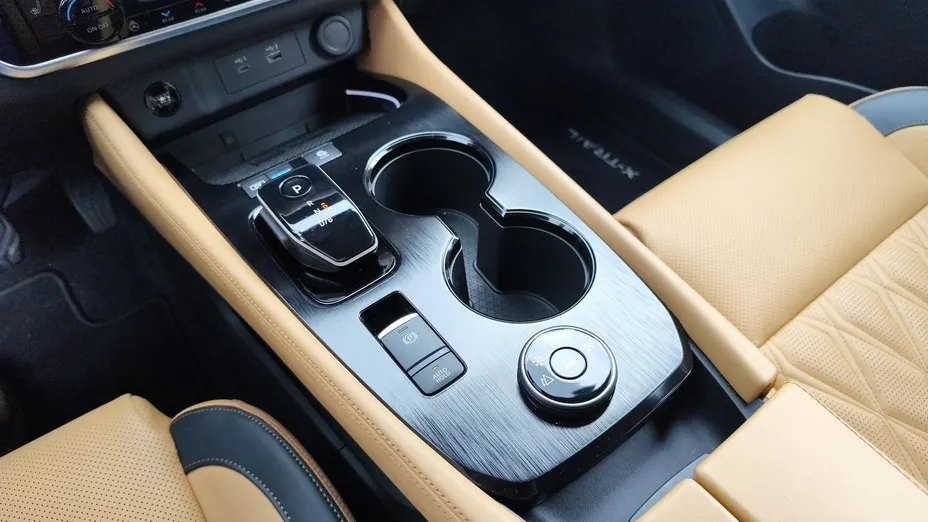 NISSAN X-Trail X-Trail 1.5 VC-T e-POWER Tekna e-4ORCE