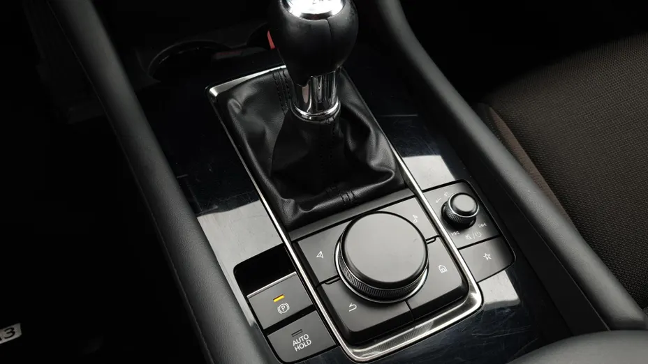 MAZDA 3 3 2.0 mHEV Kanjo