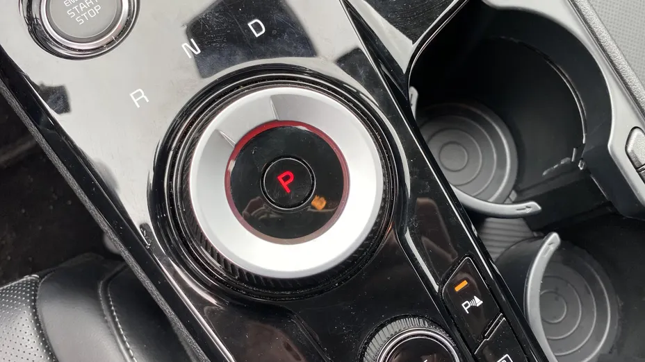 KIA Sportage Sportage 1.6 T-GDI HEV Business Line 2WD aut