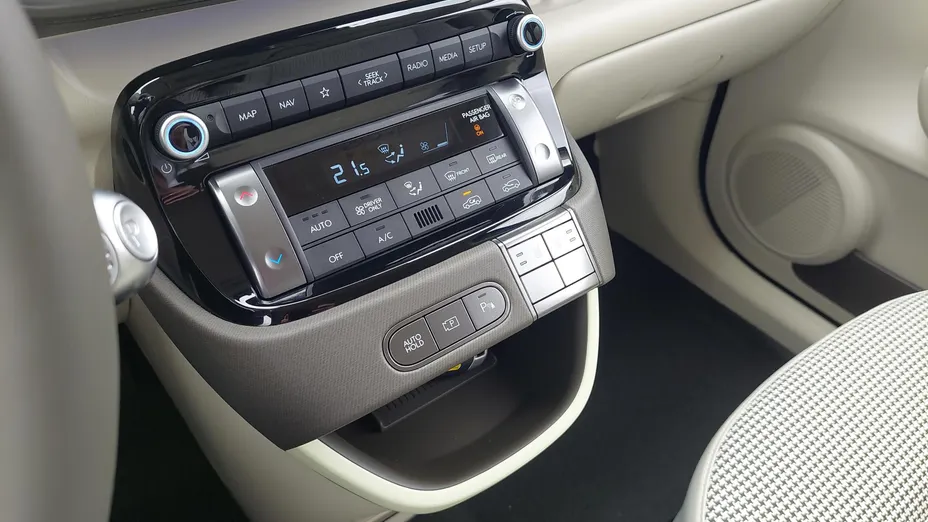 HYUNDAI Inster Inster 49kWh Smart Nowy