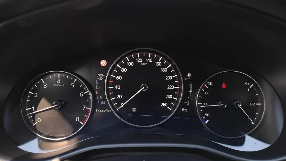 MAZDA 3 3 2.0 mHEV Hikari