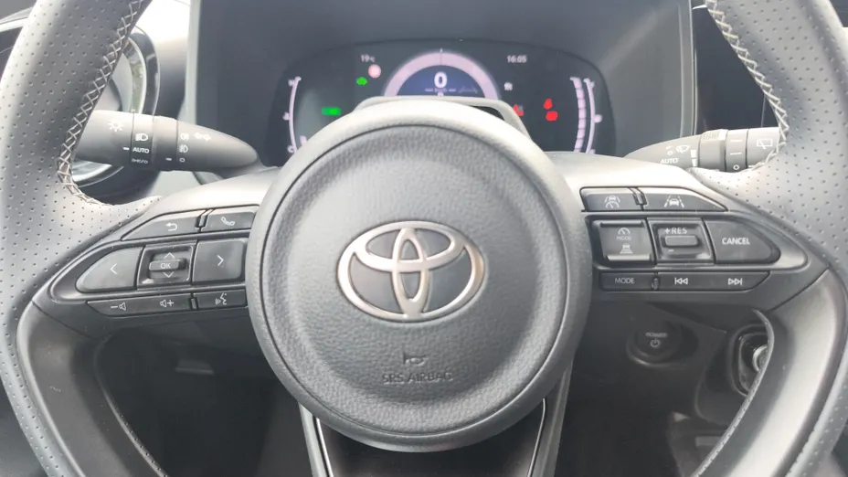 TOYOTA Aygo X Aygo X Hybrid 1.5 Style e-CVT