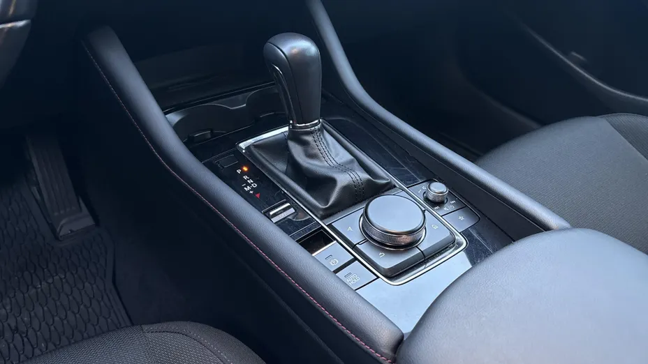 MAZDA 3 3 2.0 mHEV Homura aut