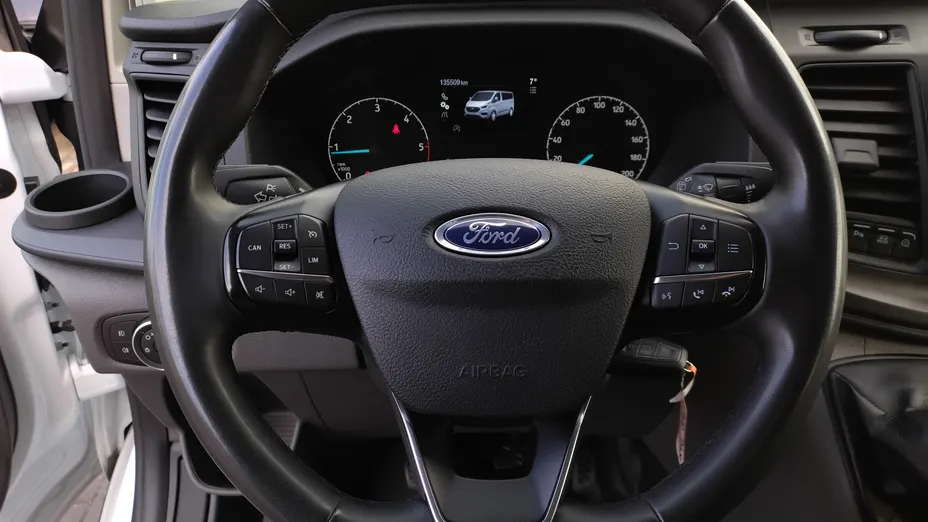 FORD Transit Custom Transit Custom Kombi 320 L2H1 Trend