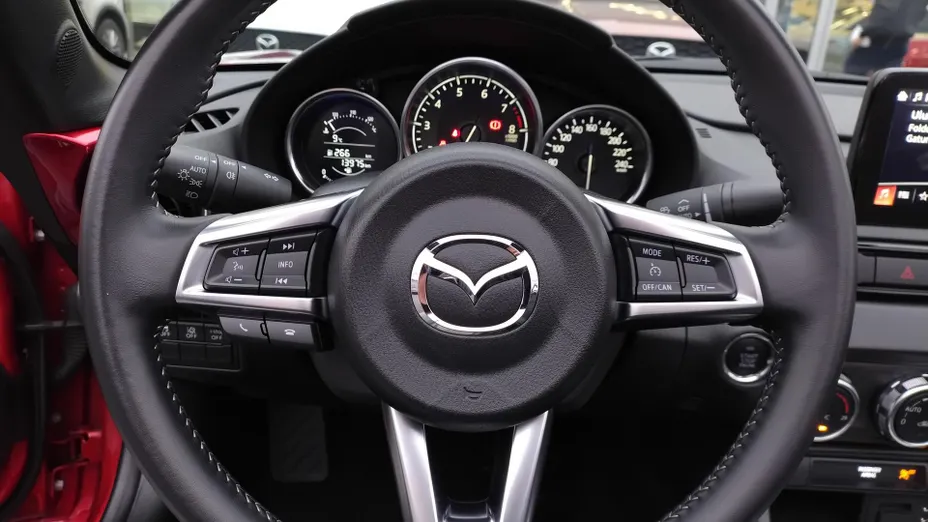 MAZDA MX-5 MX-5 2.0 Exclusive-Line i-ELOOP