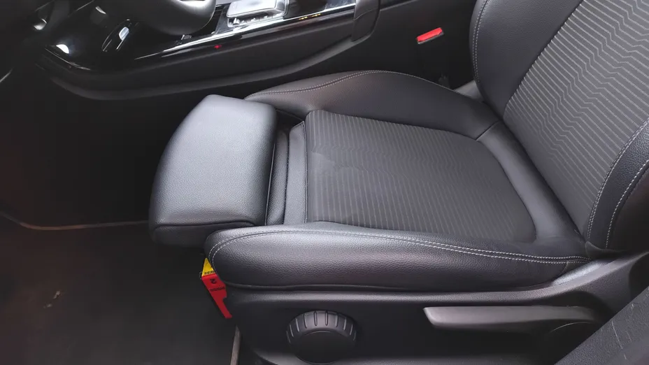 MERCEDES-BENZ CLA CLA 200 7G-DCT