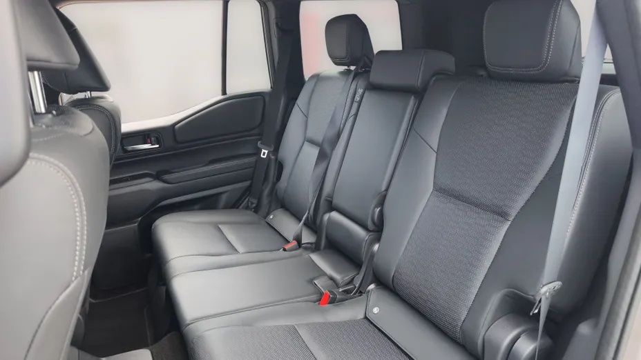 TOYOTA Land Cruiser LC 2.8 D-4D Executive aut