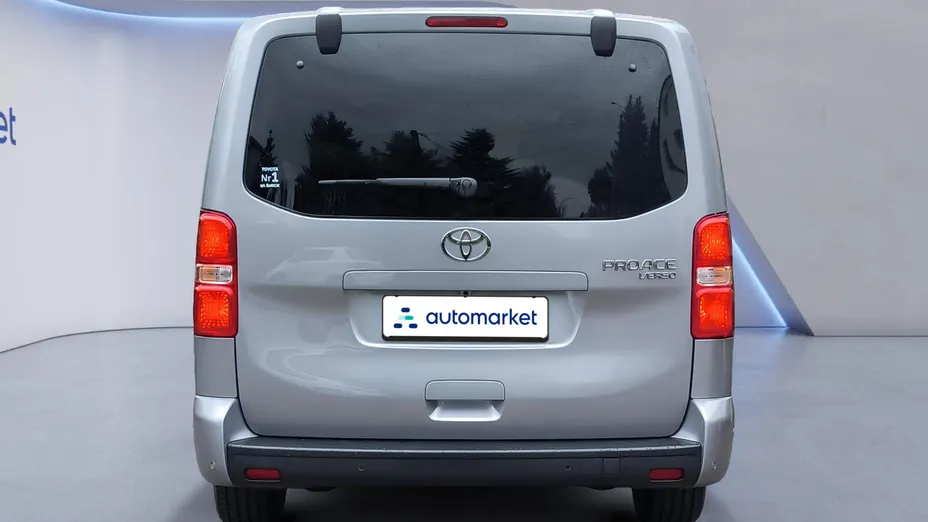 TOYOTA Proace Verso Proace Verso 2.0 D4-D Long Family Aut.