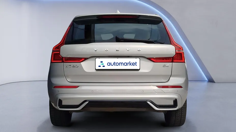 VOLVO XC60 XC60 B4 B Plus Dark aut