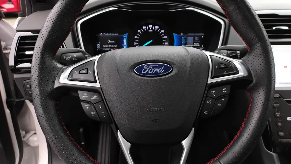 FORD Mondeo Mondeo 2.0 Hybrid ST-Line X