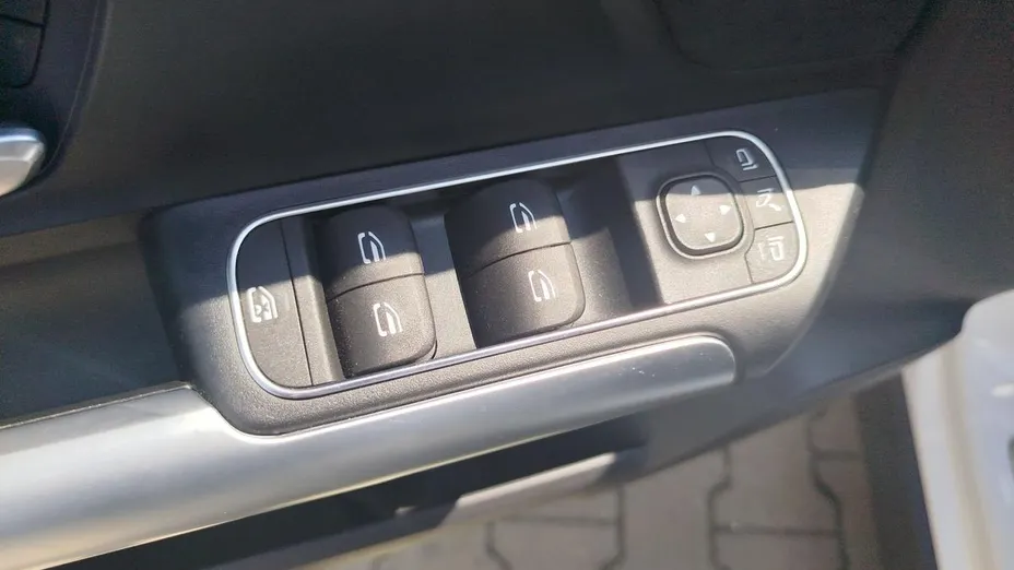 MERCEDES-BENZ GLA GLA 200 mHEV AMG Line 7G-DCT