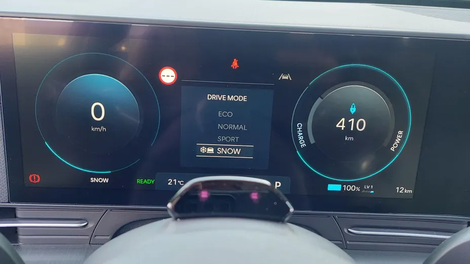 HYUNDAI Kona Kona Electric 65kWh Smart Nowy