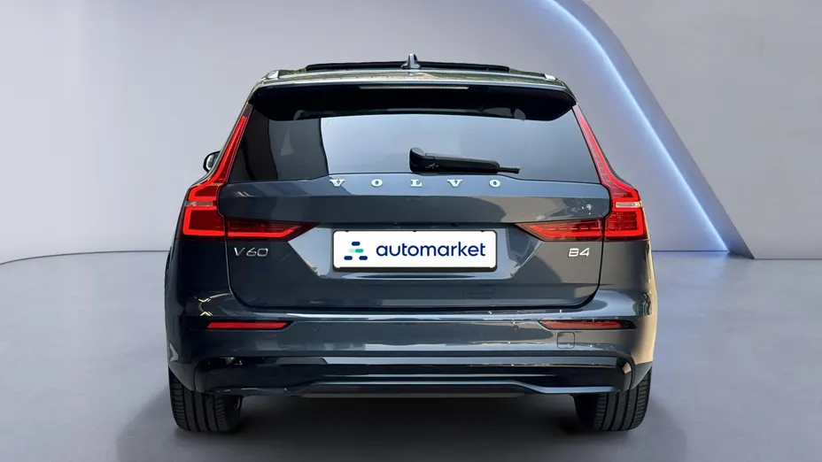 VOLVO V60 V60 B4 B Plus Dark aut