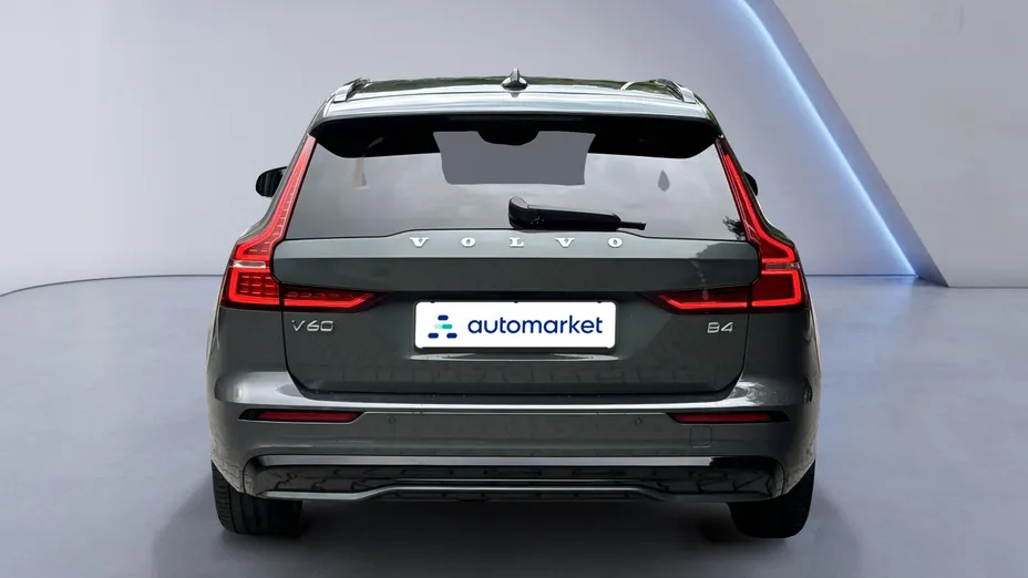 VOLVO V60 V60 B4 D Plus Dark aut