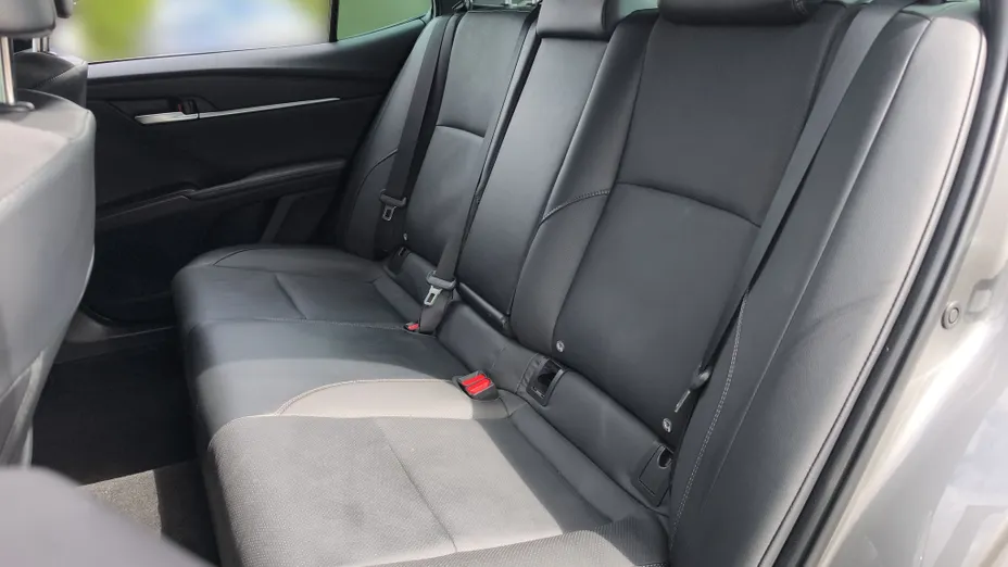 TOYOTA Camry Camry 2.5 Hybrid Dynamic Force Prestige e-CVT