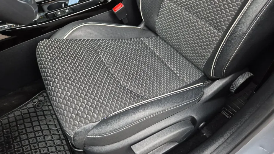 KIA Cee'd Ceed 1.5 T-GDI Tribute DCT