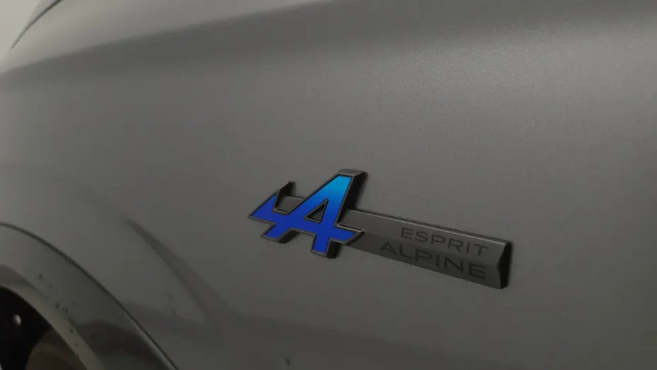 RENAULT Austral Austral 1.3 TCe mHEV Iconic esprit Alpine aut