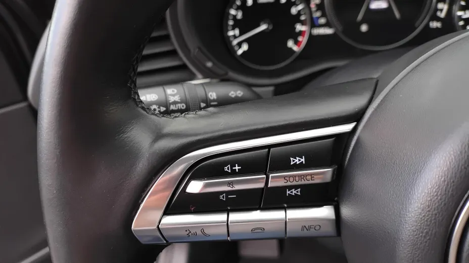 MAZDA CX-30 CX-30 2.0 mHEV Hikari 2WD