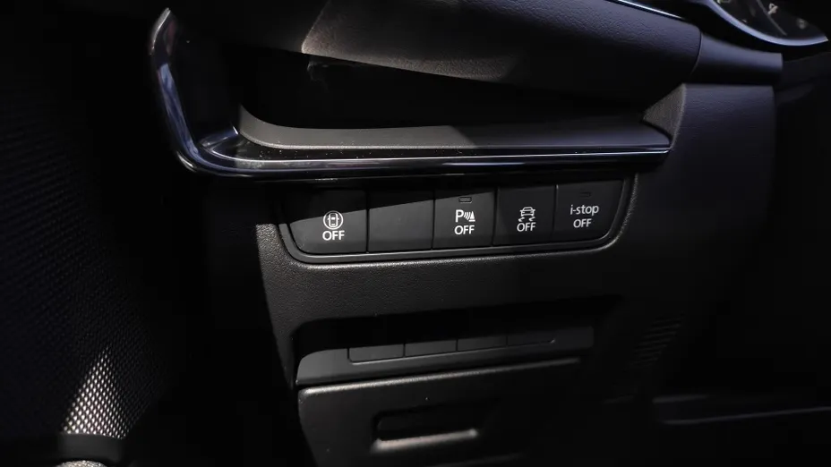 MAZDA 3 3 2.0 mHEV Kanjo aut