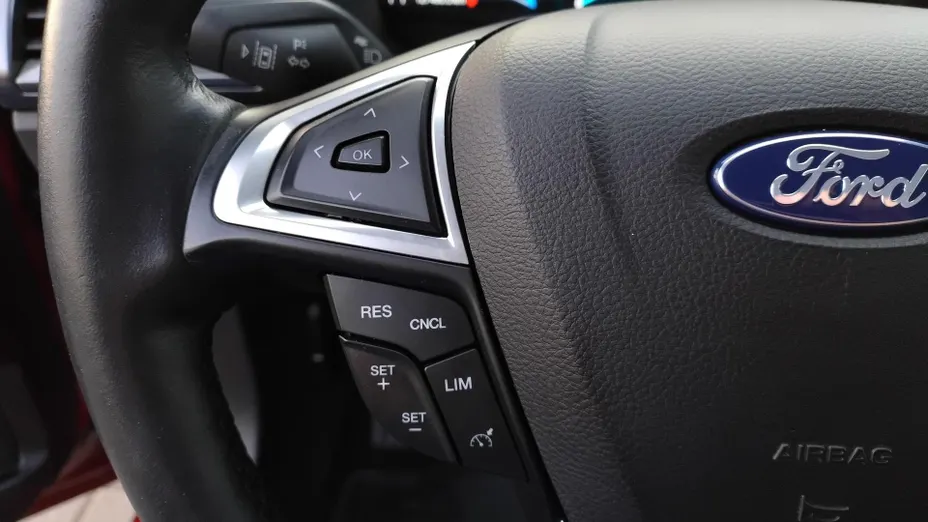 FORD Mondeo Mondeo 2.0 Hybrid Trend