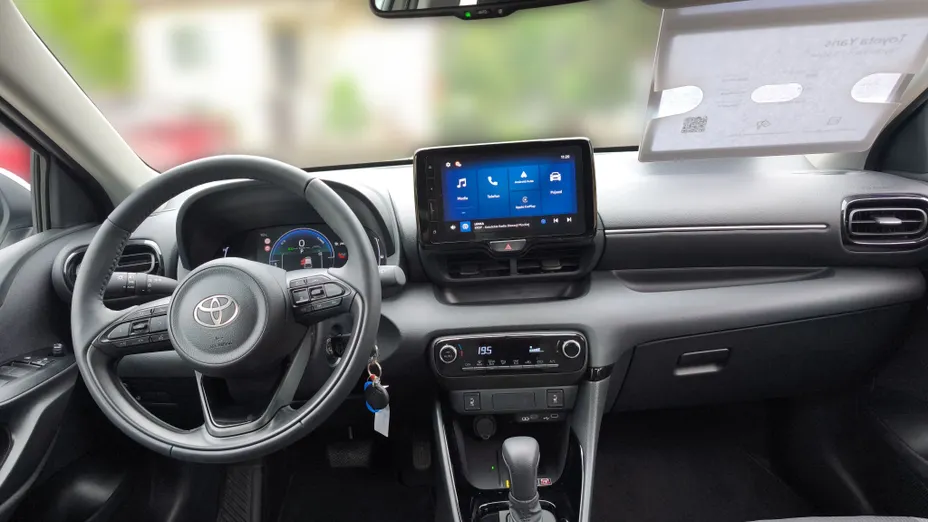 TOYOTA Yaris Yaris 1.5 Selection Style CVT