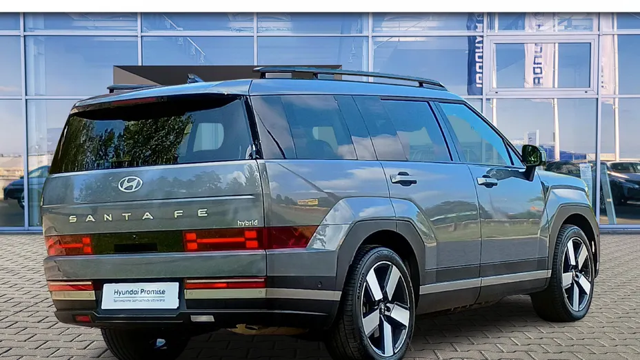 HYUNDAI Santa Fe Santa Fe 1.6 T-GDI HEV Platinum 4WD aut 7os.