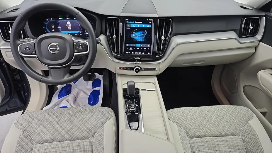 VOLVO XC60 XC60 B4 B Core aut